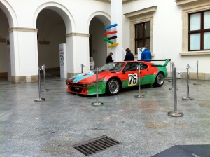 BMW Motorsport, Art Cars wystawa w Zamku Ujazdowskim w CSW, E26 pomalował sam Andy Warhol. 